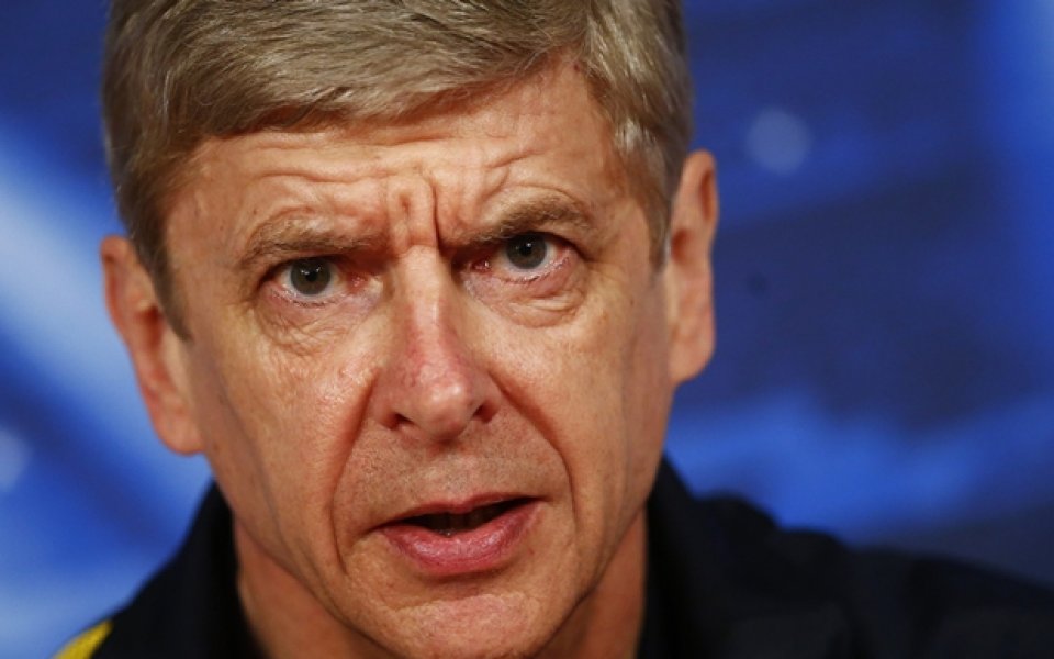 Венгер остава начело на Арсенал и другия сезон