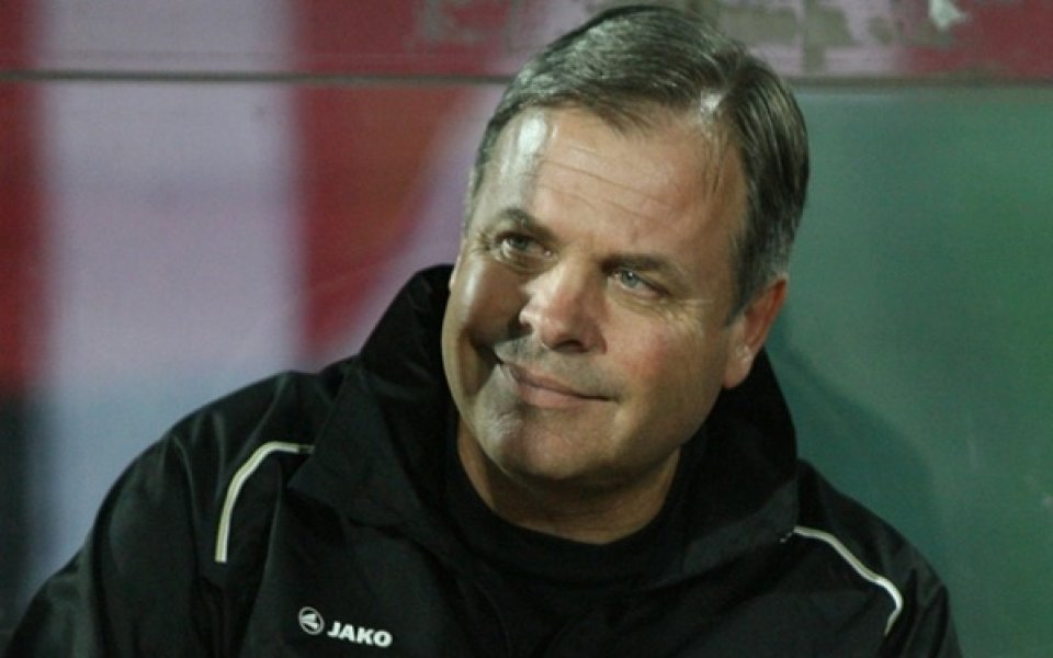 Генов: Нямам обяснение за тази безидейна игра