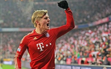 Германия без Кроос, Бендер и Бендер срещу Казахстан