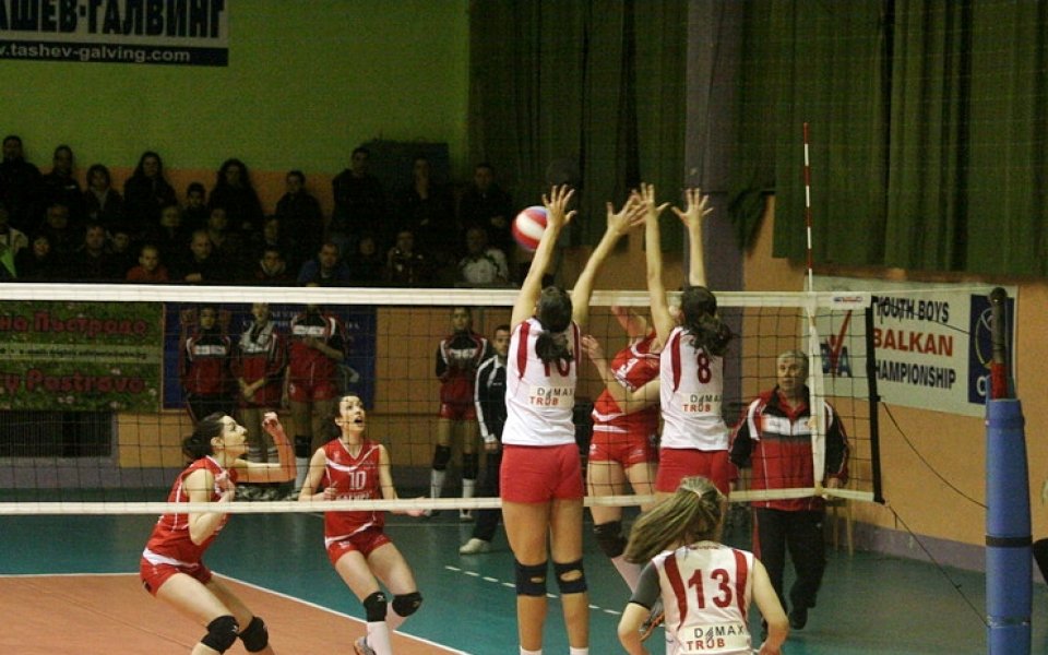 Казанлък ще е съперникът на ЦСКА във финала на дамското волей първенство