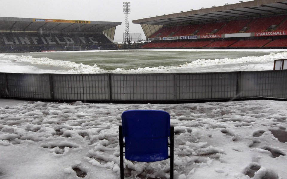 Северна Ирландия и Русия чак през ноември?