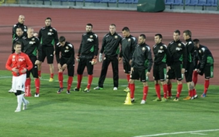 Играчите на Любо Пенев се засякоха с медалистите от борбата