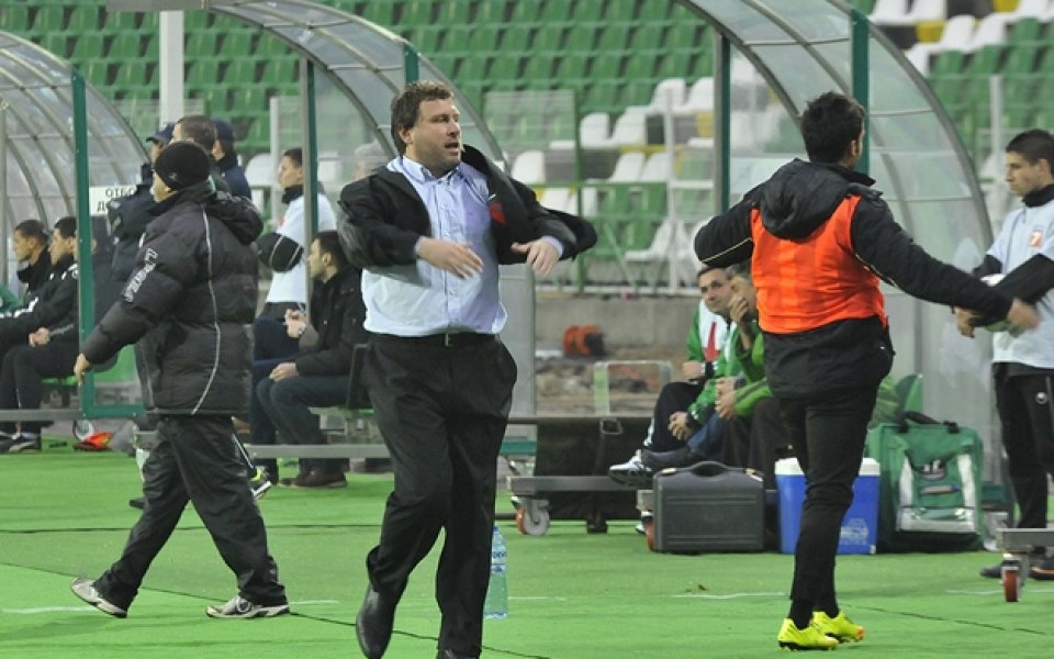 Славия няма да привлича нов вратар на този етап