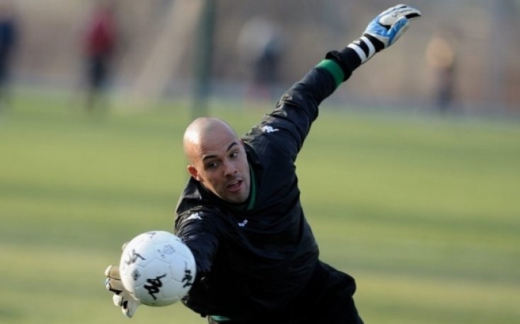 Йол: Не преговаряме за Михайлов, виждам Бербатов при нас още 2-3 години