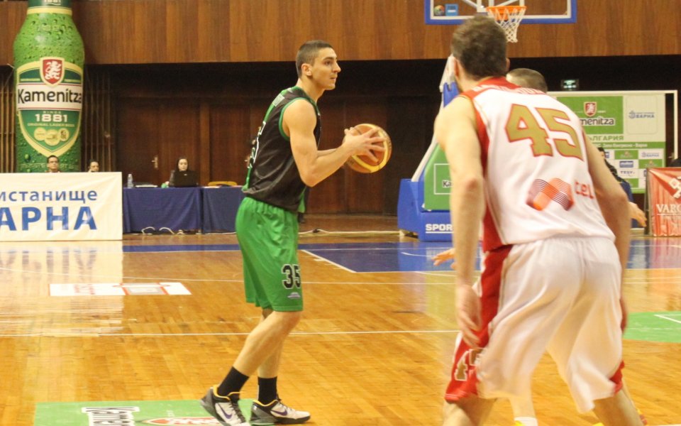 Добра новина за Берое, Цветков може да се размине с операция