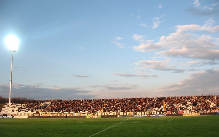 СНИМКИ: Ботев Враца хвърли бомбата срещу Локо Пд в исторически мач