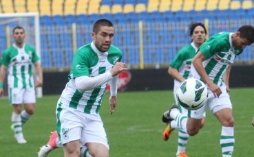 Берое без Андонов, Зафиров и Мартинс срещу Монтана