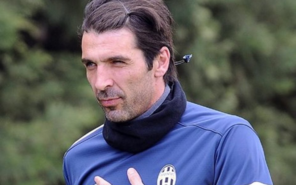 ВИДЕО: Буфон аплодира феновете на... Лацио