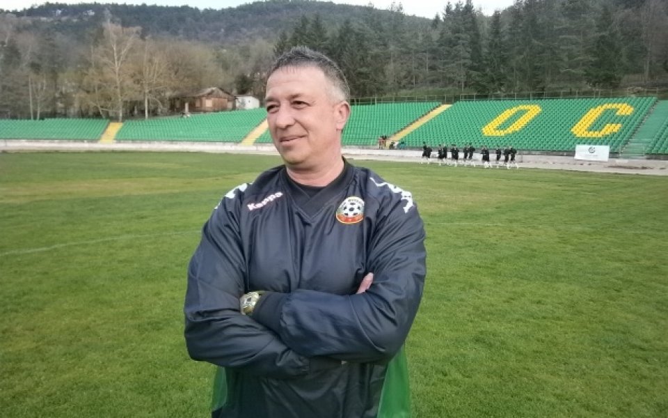 Юношеските национали заминават за Албания