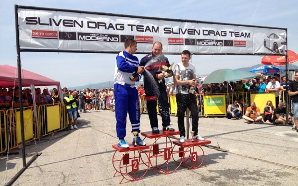 Над 60 коли взеха участие в първия кръг от националния шампионат по драг край Сливен