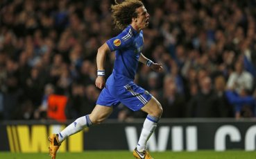 Бенитес: Давид Луис просто натри носа на феновете на Юнайтед