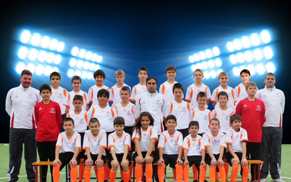 Млади футболни таланти ще ни представят в Белгия