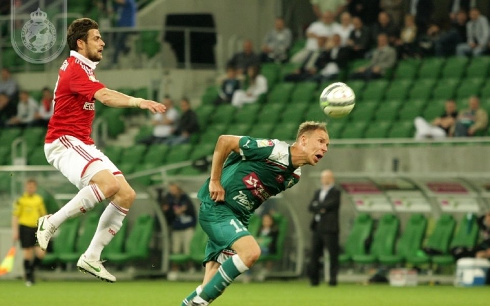 Спряганият за гонене Генков се завърна в групата на Висла при тежка загуба