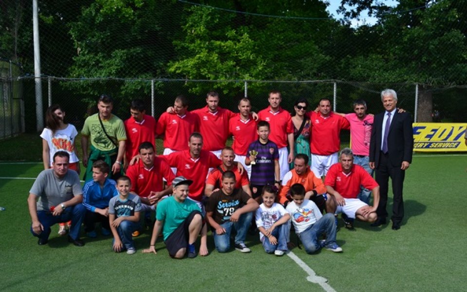 СНИМКИ: СДВР с поредна титла в благотворителен турнир