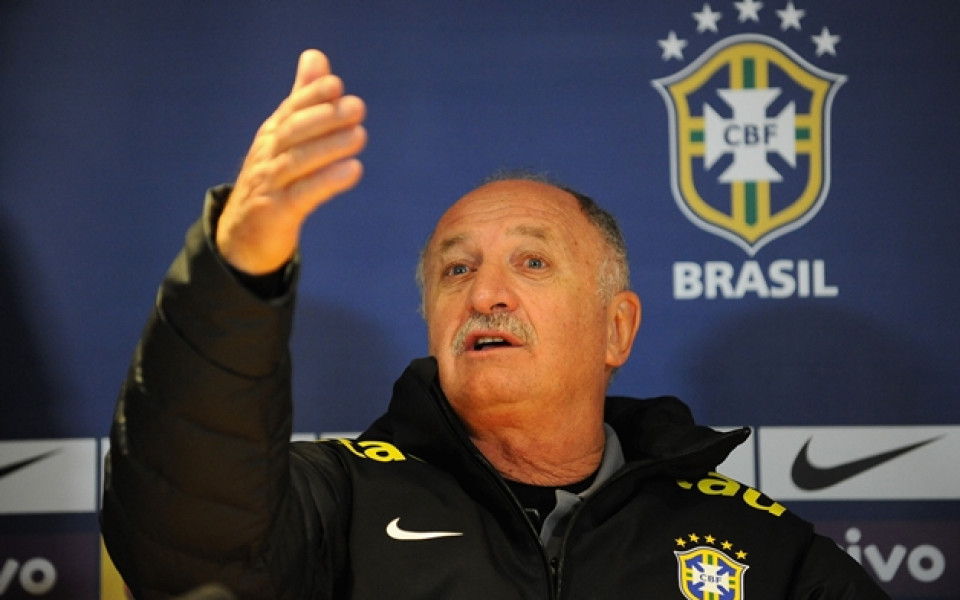 Сколари: Все още градим отбора на Бразилия