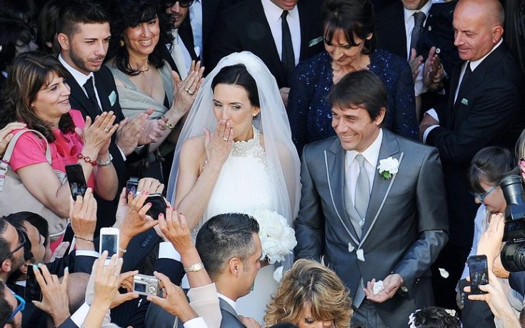 СНИМКИ: Антонио Конте мина под венчило