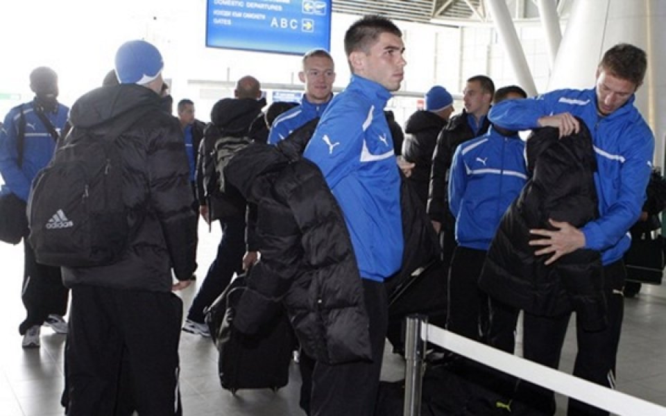 Левски лети за Австрия утре в 14,35 часа