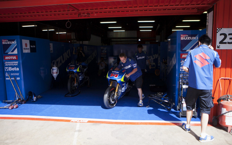 СНИМКИ: Сузуки се връща в MotoGP чак през 2015
