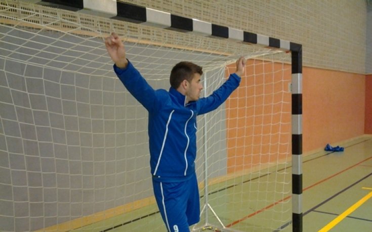 СНИМКИ: Сините правят тестове в зала, Старокин скача най-високо