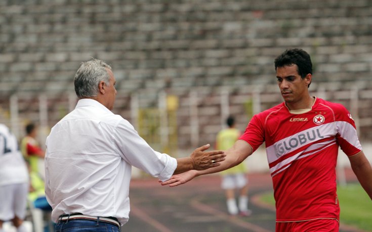 Лудогорец иска да вземе от ЦСКА Делев, Карачанаков и Платини