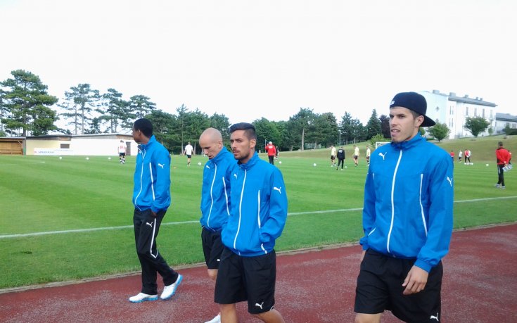 СНИМКИ: Двама българи вкараха за Амкар при победата над Левски