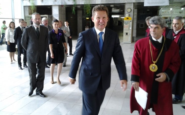 Тодор Батков уважи награждаване на Алексей Милер