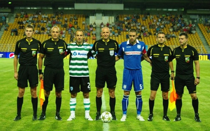 СНИМКИ: А група стартира със слаб мач и победа на Черноморец в морското дерби