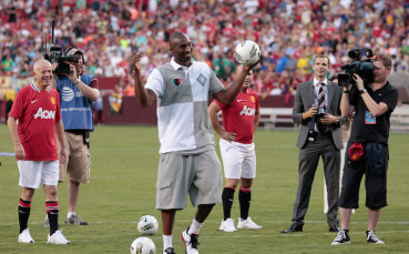 Коби Брайънт се появи на тренировка на Милан