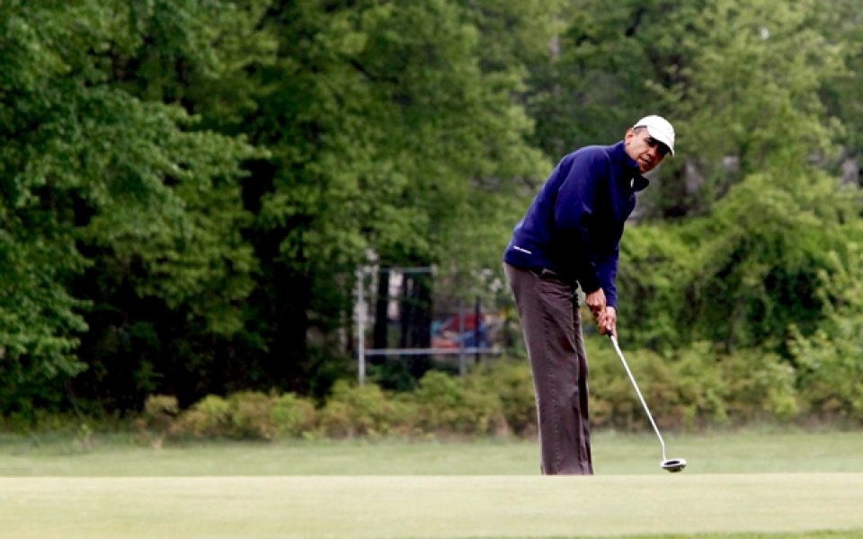 Обама игра 7 часа голф по случай рождения си ден