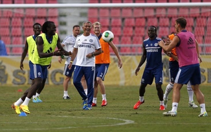 Моу е очарован от Моузес