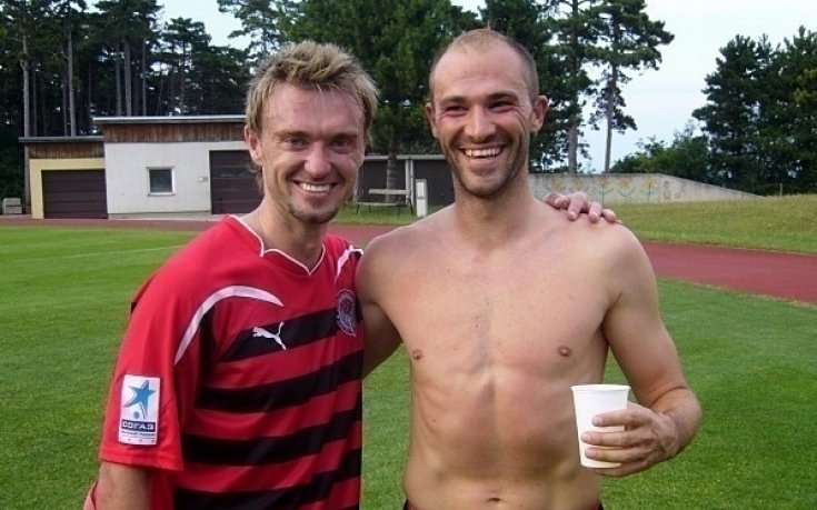 Пеев и Сираков продължават да тренират с дубъла на Амкар