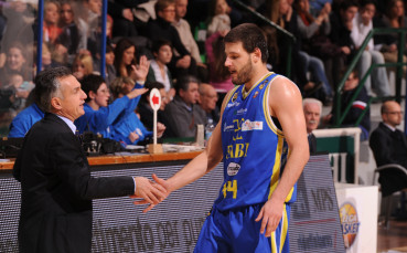 Деян Иванов най-резултатен при победа на Казерта