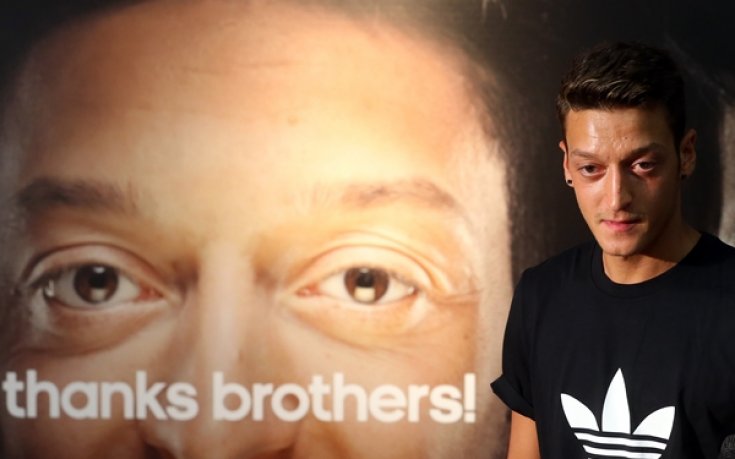 Йозил: Искам да оправдая доверието на Венгер