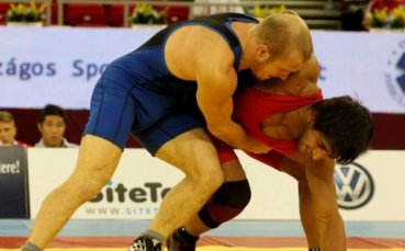 Жребият на борците ни в последния ден на шампионата