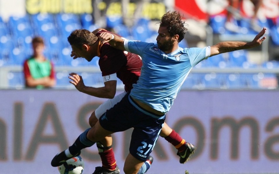 ВИДЕО: Рома си отмъсти на беззъб Лацио, взе дербито и първото място в Серия А