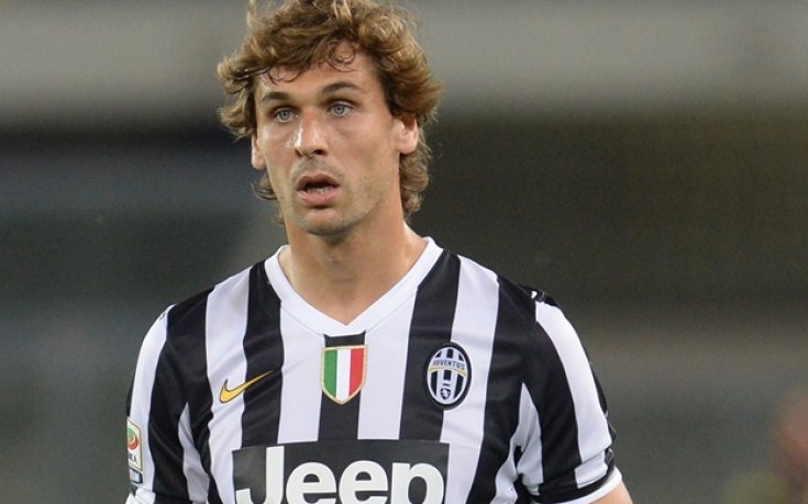 Йоренте: Оставам в Ювентус