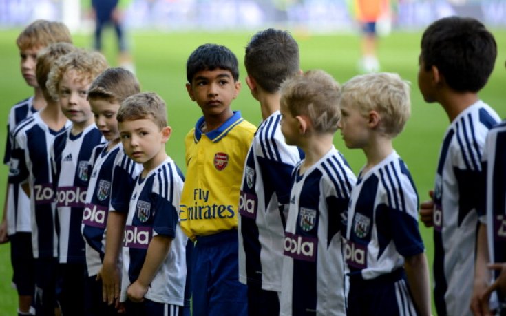 ВИДЕО: Победната серия на Арсенал приключи на Дъ Хоутърнс