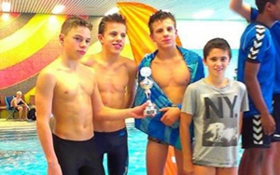 Млад роден плувец жъне успехи в Германия