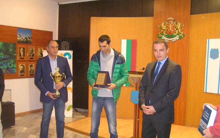 СНИМКИ: Кметът на Варна награди заслужили варненски спортисти