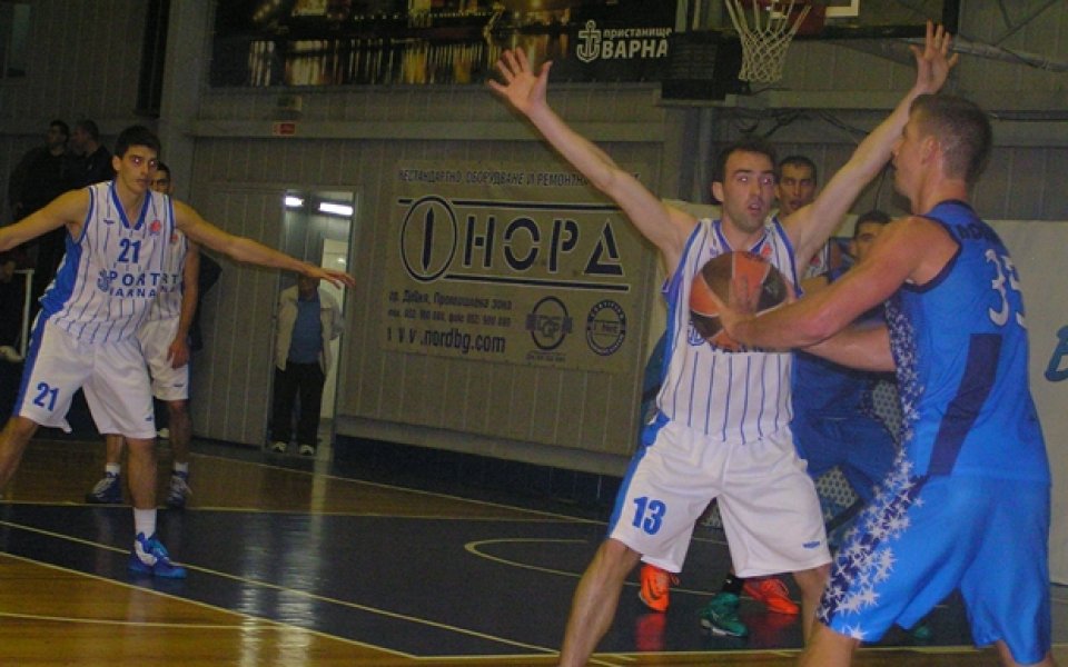 Черно море порт Варна победи ИУ в последната си контрола