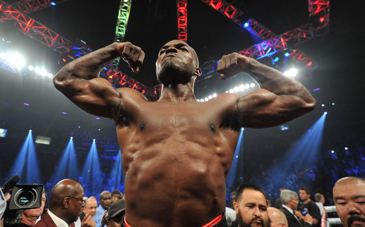 Брадли защити титлата си, Маркес се чувства ограбен от съдиите