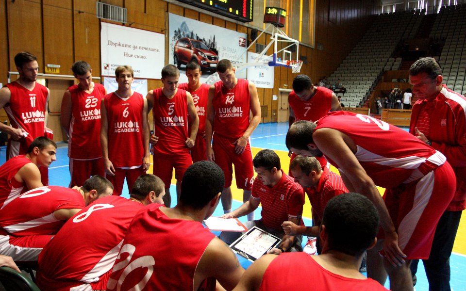 Оливер Костич: Ще се опитаме да поправим грешките си в следващите мачове