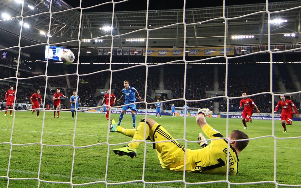 Байер Леверкузен оглави немската листа след победа над Хофенхайм