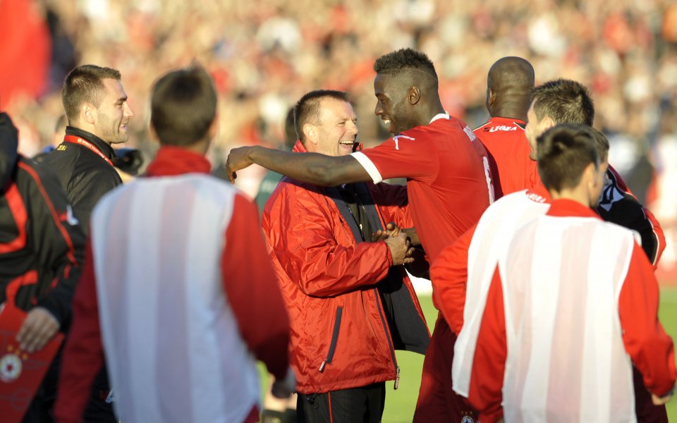 Стойчо: Затворих кръга, не пускам никой да влезе, или да излезе, като юмрук сме