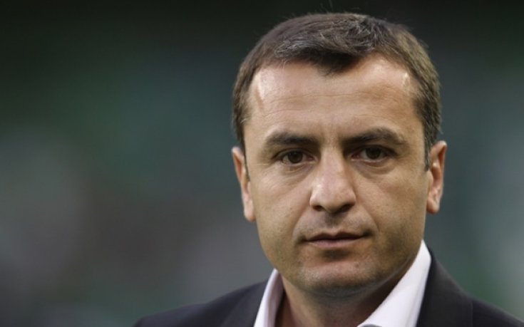 Футболистите на Армения молят Минасян да остане