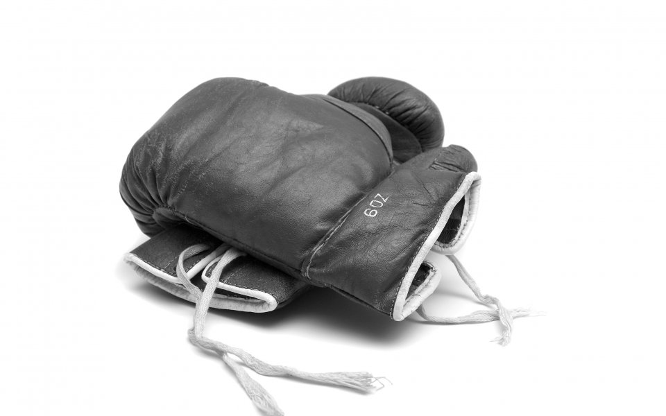 Мексикански боксьор почина след бой със свой сънародник