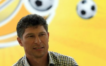 Стотици фенове на Щутгарт аплодираха Краси Балъков