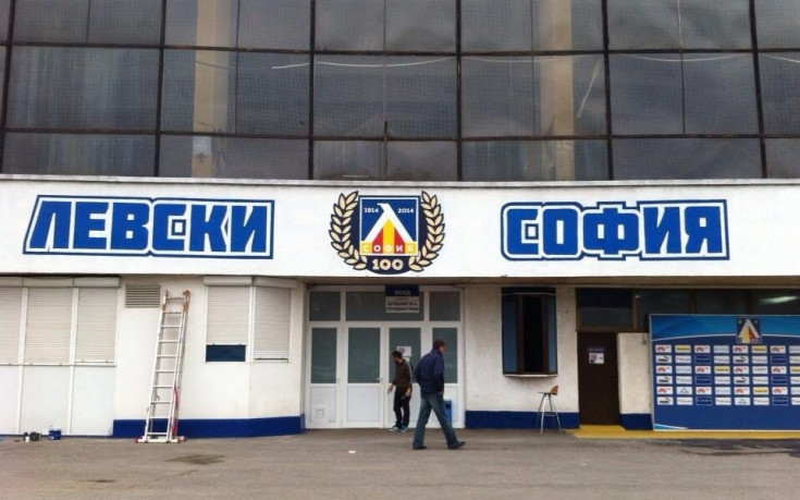 Левски преговаря с Тунде Аденижи