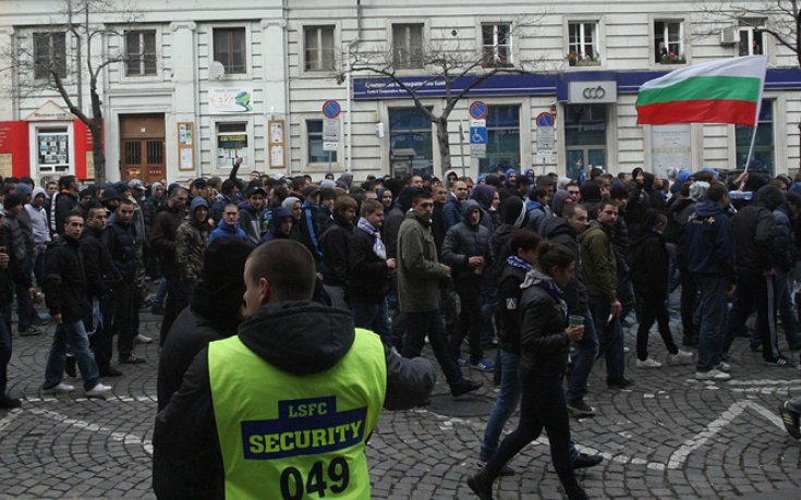 "Синьото" шествие тръгна към стадиона