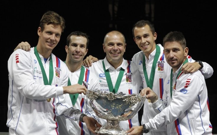 Чехия защити Купа Дейвис, разплака сърбите насред Белград